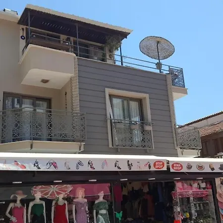 Deniz, 1 1 Salon *
